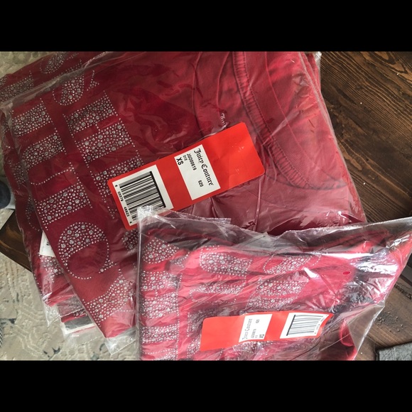 Juicy Couture Shirts 👚♥️ - Picture 5 of 5